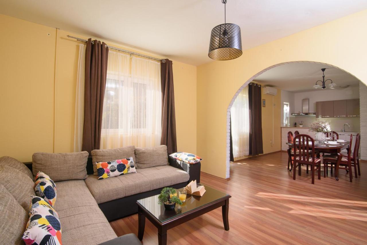 Apartmen Karmen 2 Трогир Экстерьер фото